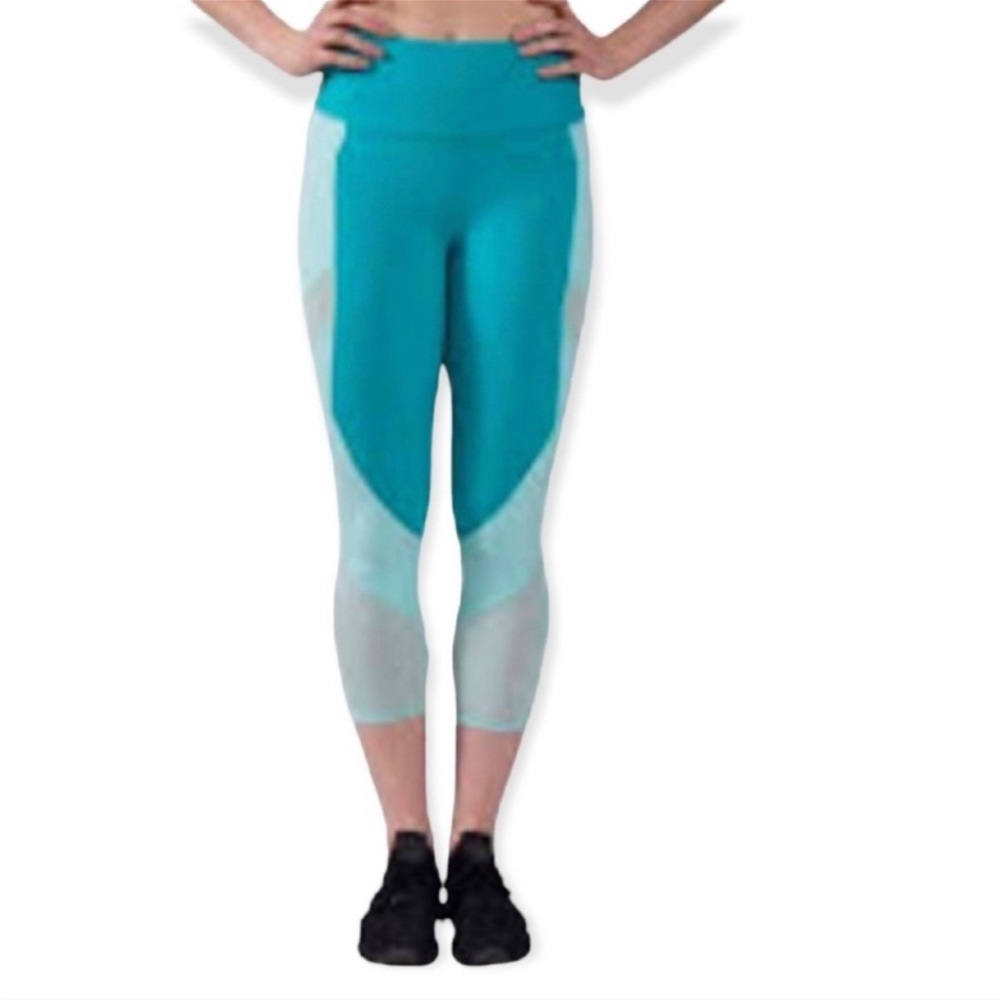 Avia workout leggings with mesh insert design